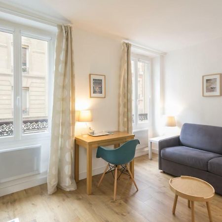 Les Toits De Paris Bed & Breakfast Eksteriør bilde