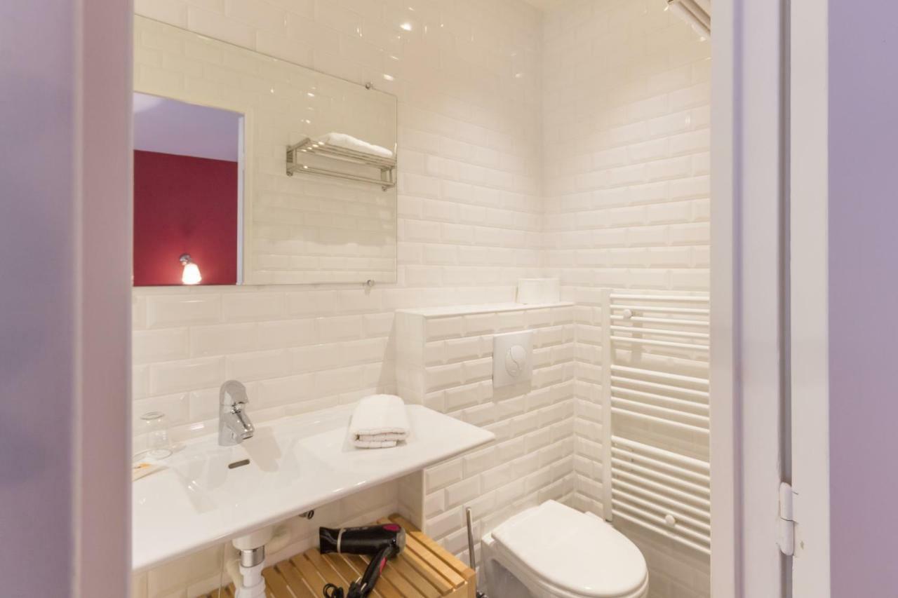 Les Toits De Paris Bed & Breakfast Eksteriør bilde