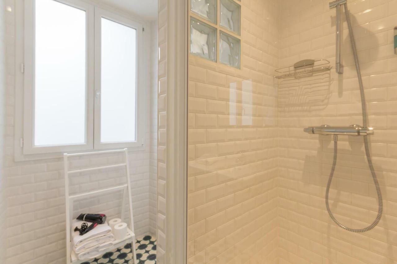 Les Toits De Paris Bed & Breakfast Eksteriør bilde