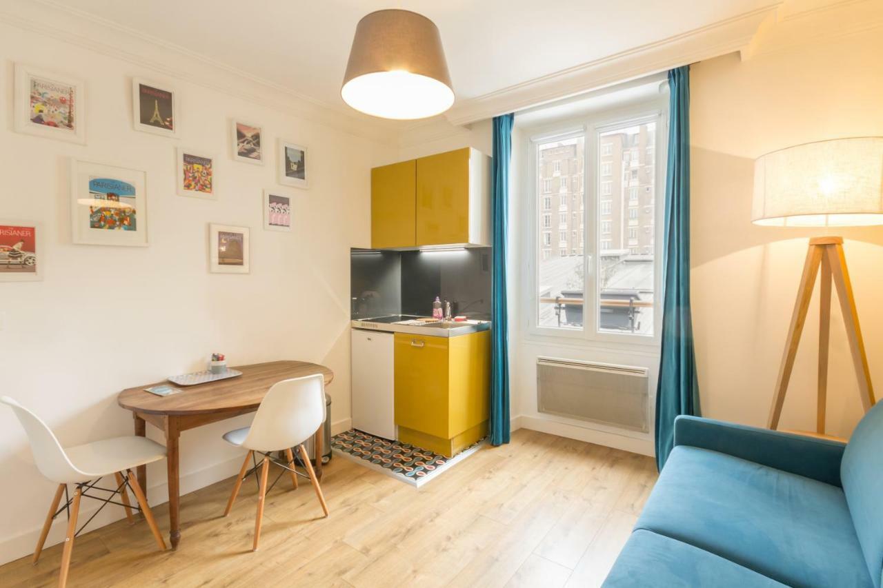 Les Toits De Paris Bed & Breakfast Eksteriør bilde