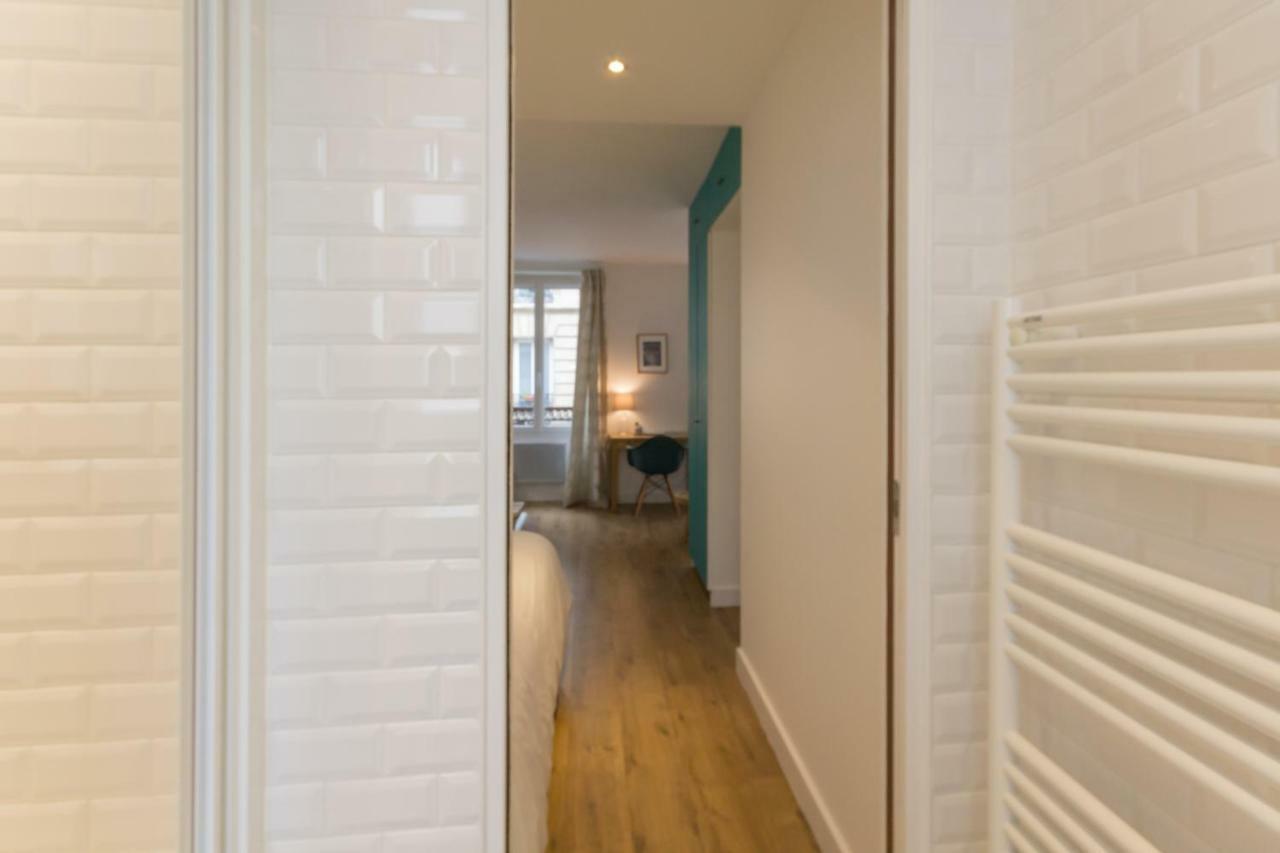Les Toits De Paris Bed & Breakfast Eksteriør bilde