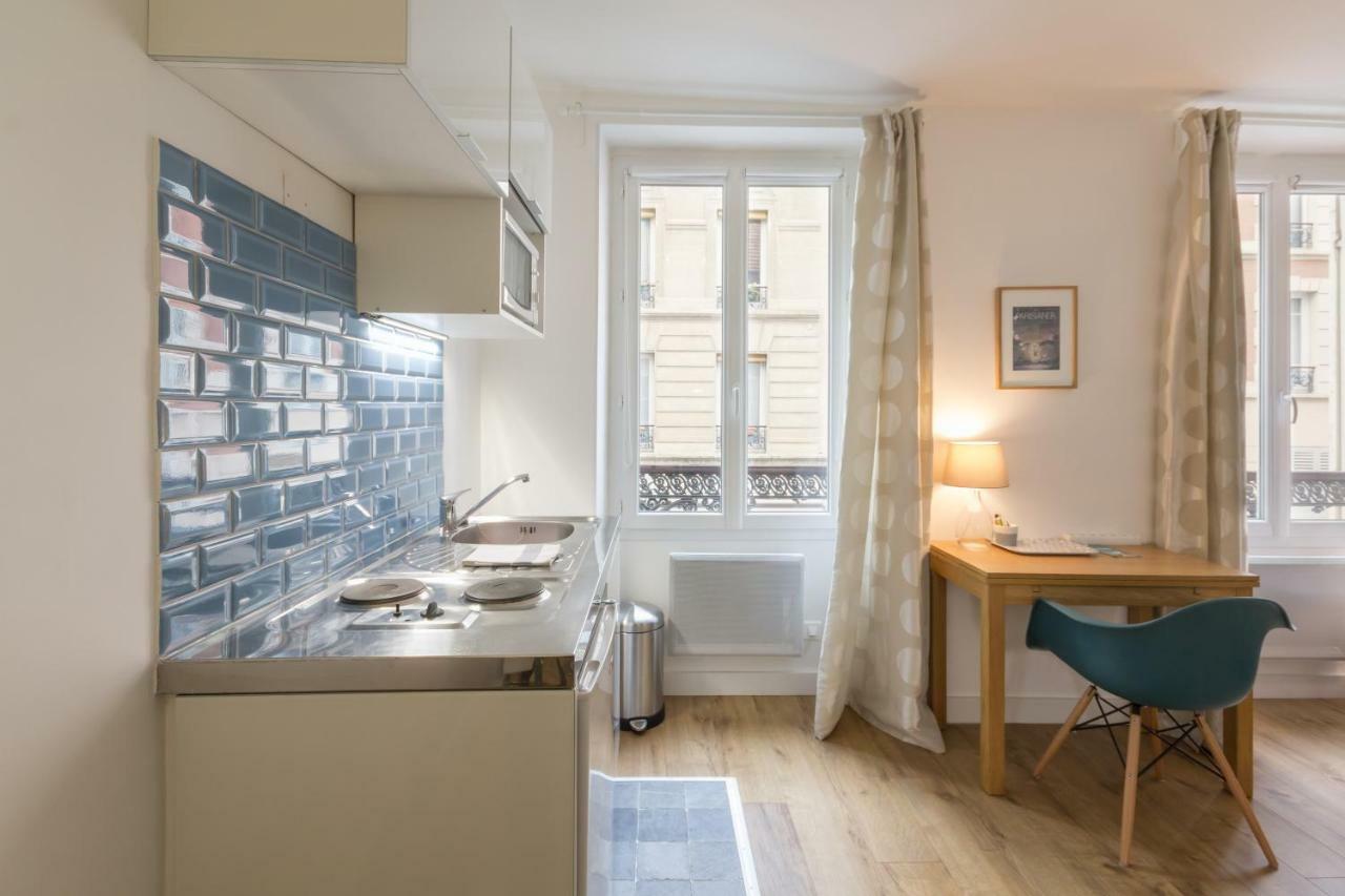 Les Toits De Paris Bed & Breakfast Eksteriør bilde