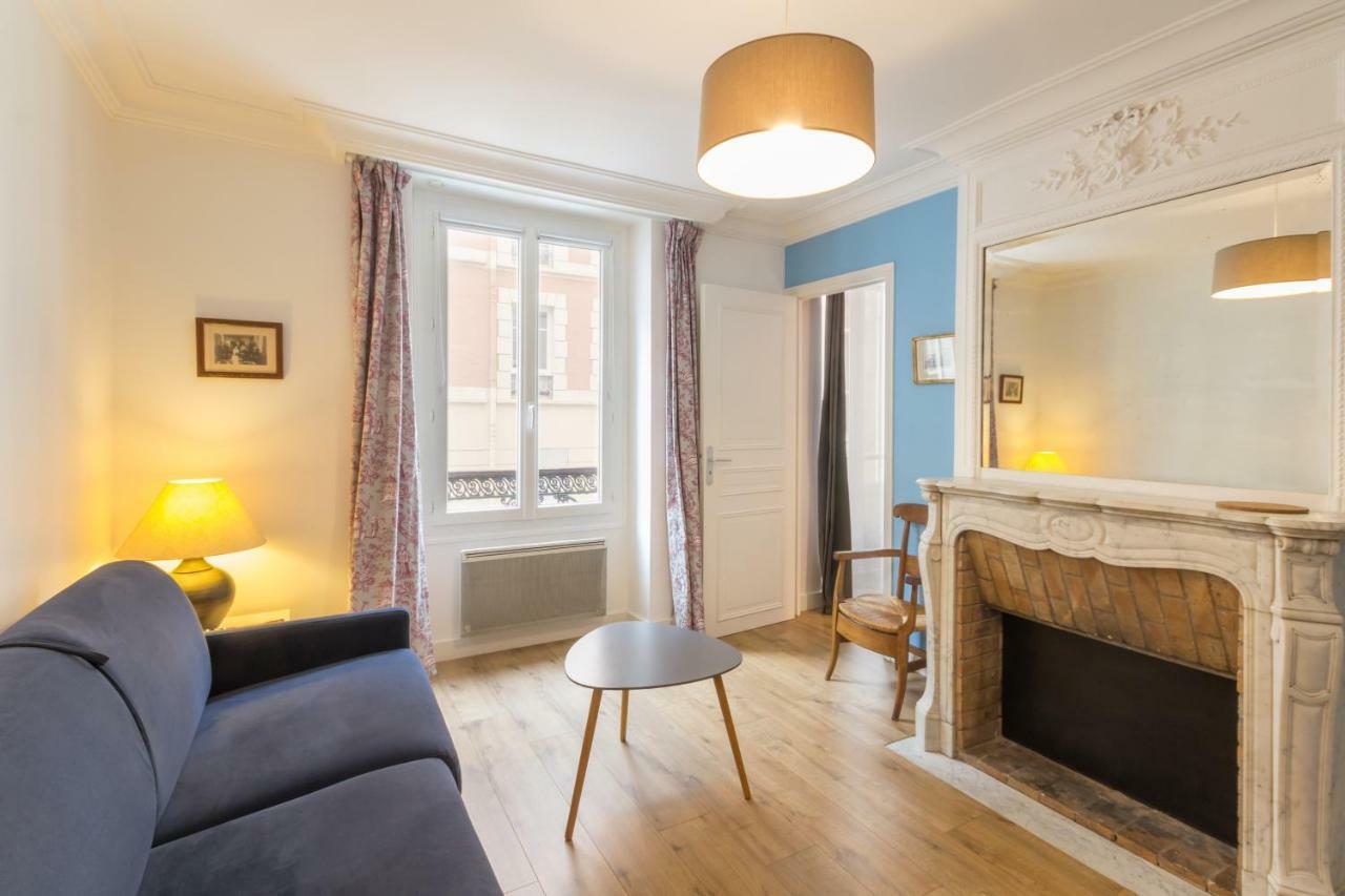 Les Toits De Paris Bed & Breakfast Eksteriør bilde