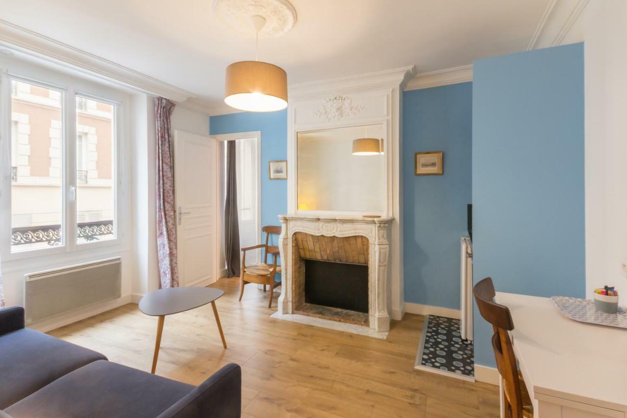 Les Toits De Paris Bed & Breakfast Eksteriør bilde